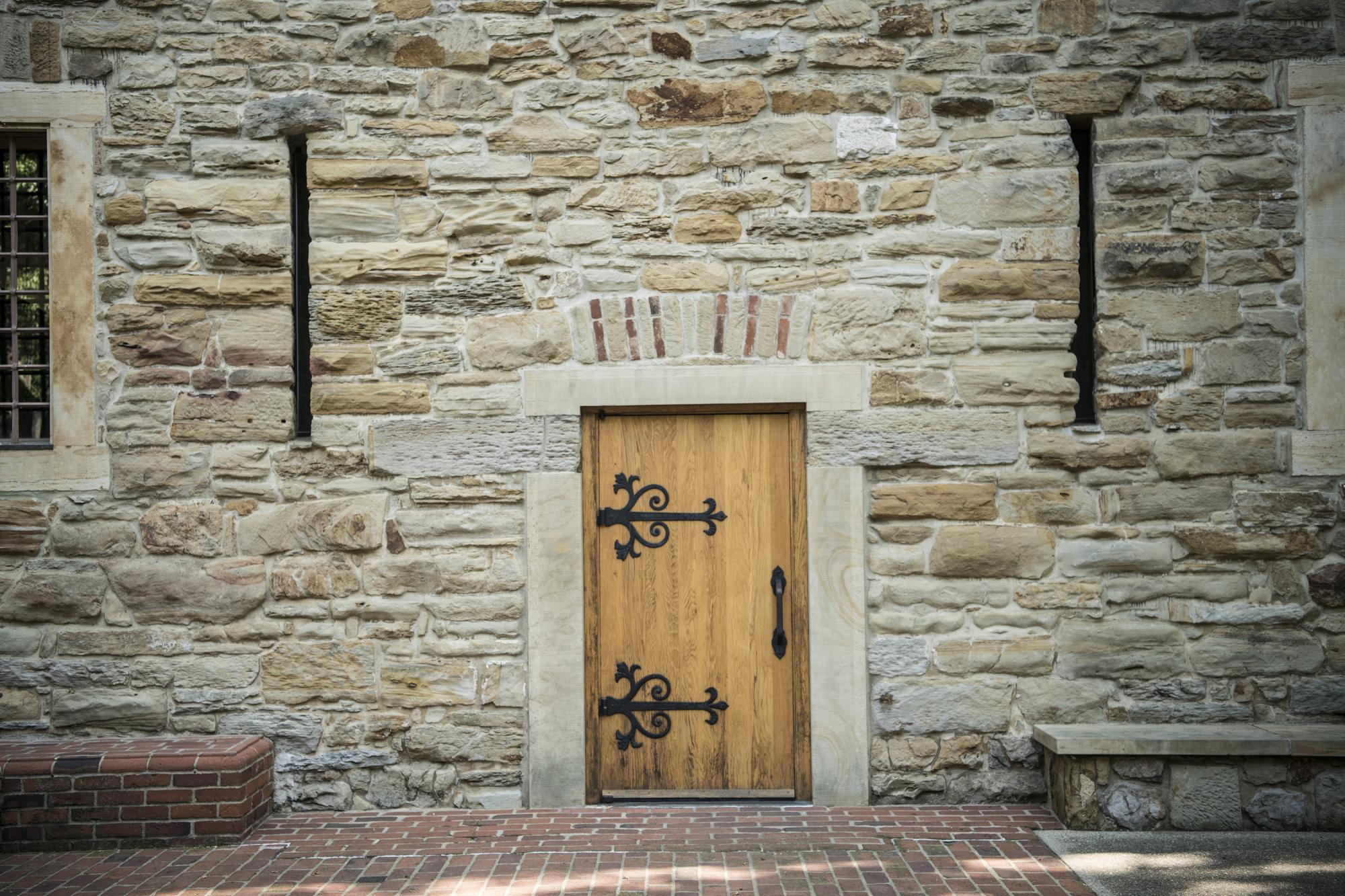 Evansville Indiana New Harmony e is for everyone